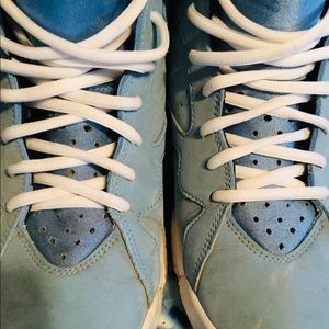 Jordan air retro 7 North Carolina blue.